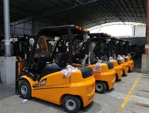 水果市場(chǎng)采購(gòu)叉車(chē)案例